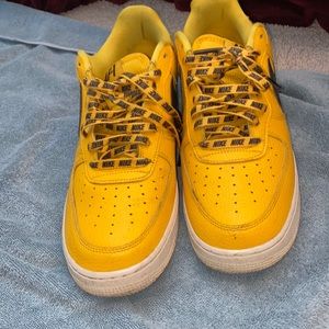 Nike Air Force 1
